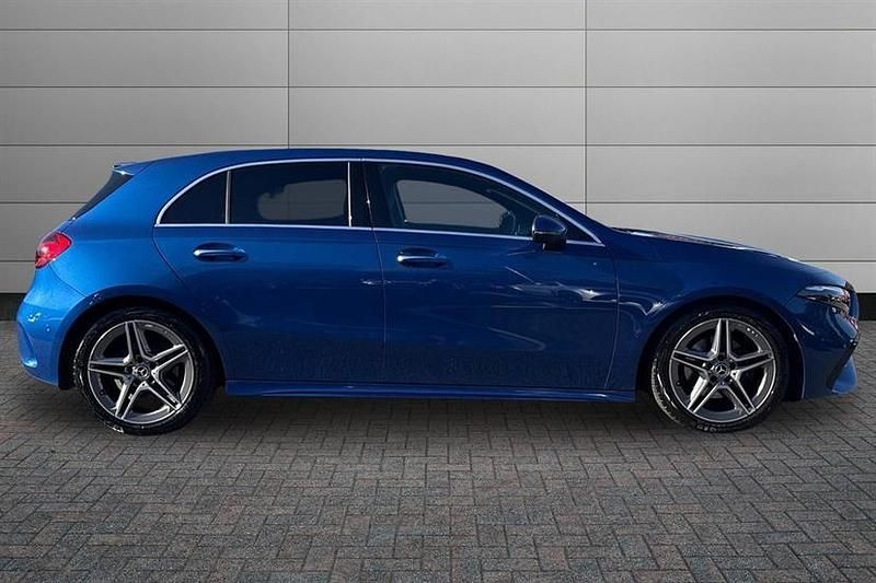 Used Mercedes A200 Executive 163 HP (119 kW) 2024 Spectral blue Hatchback