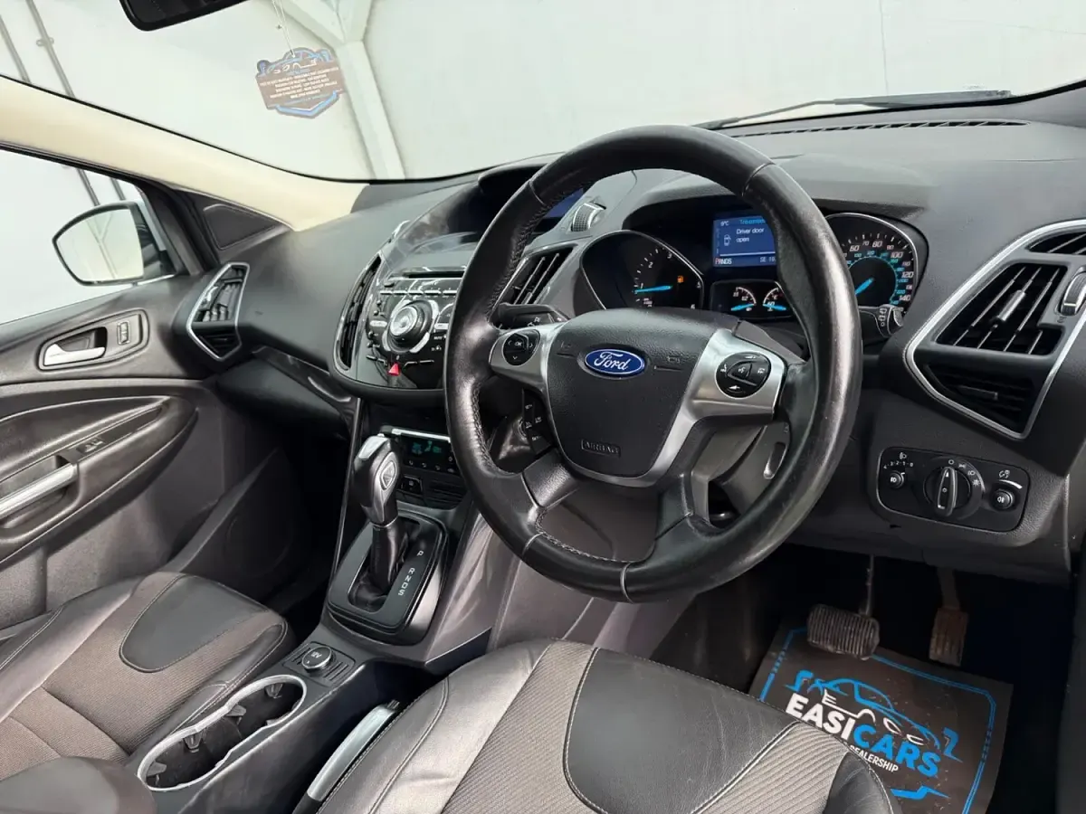 Used Ford Kuga Titanium 163 HP (119 kW) 2014 White SUV