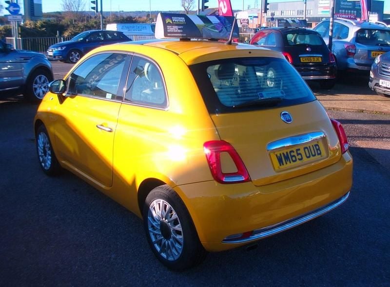 Used Fiat 500 Lounge 69 HP (50 kW) 2015 Yellow Hatchback