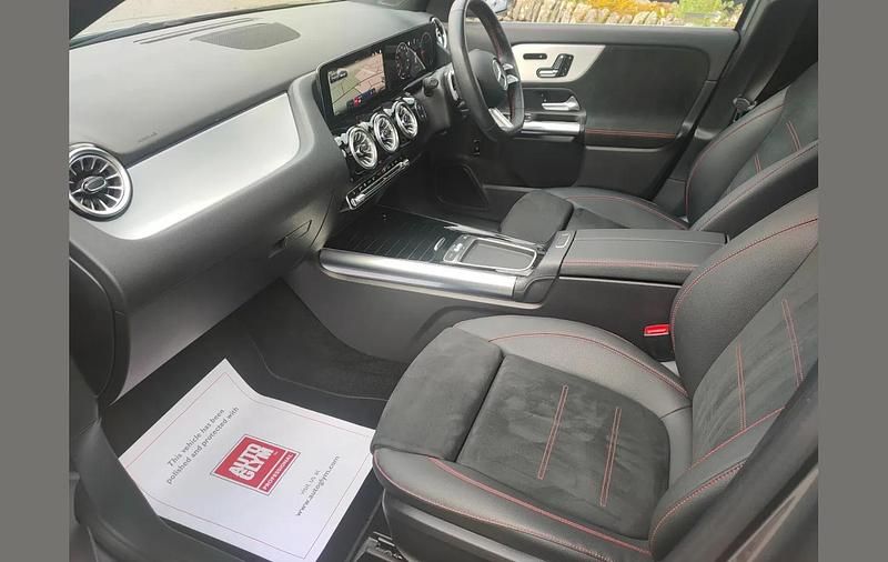 Used Mercedes GLA220 AMG Line Premium Plus 187 HP (137 kW) 2024 Grey SUV