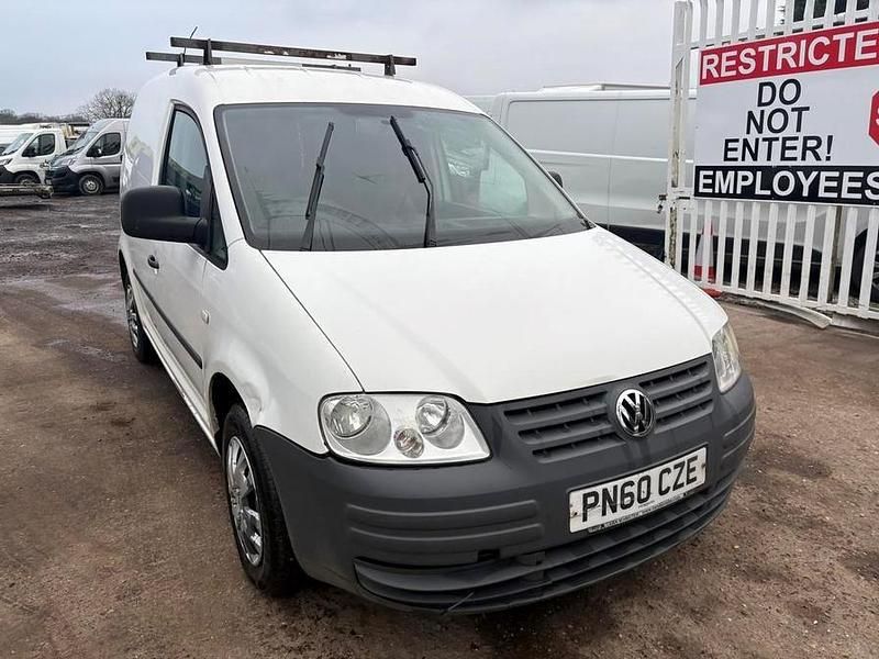 Used VW Caddy 104 HP (76 kW) 2010 White MPV