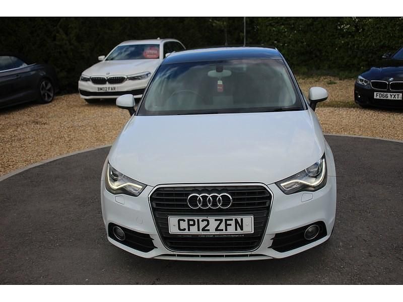 Used Audi A1 Sport 105 HP (77 kW) 2012 White Hatchback