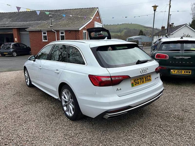Used Audi A4 Sport 150 HP (110 kW) 2020 White Estate