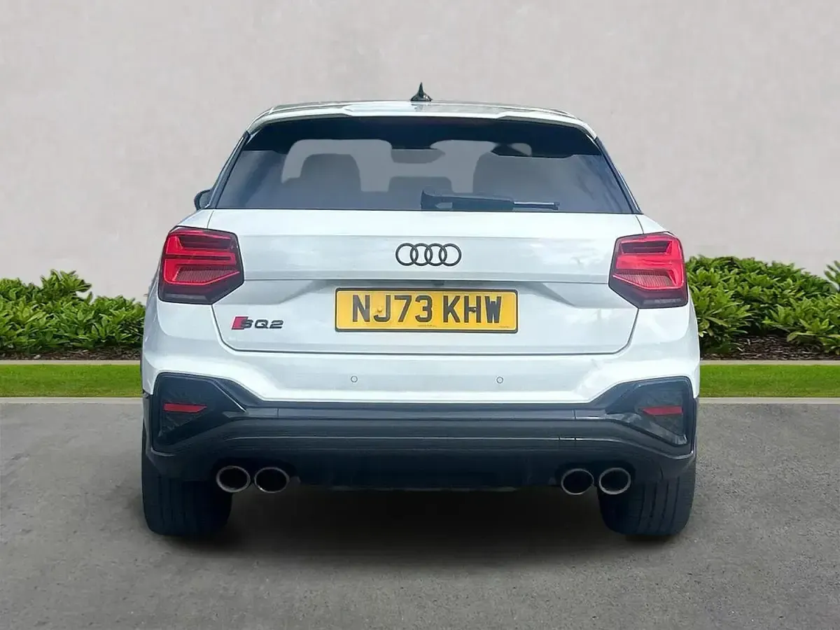 Used Audi SQ2 Black Edition 300 HP (220 kW) 2023 White SUV
