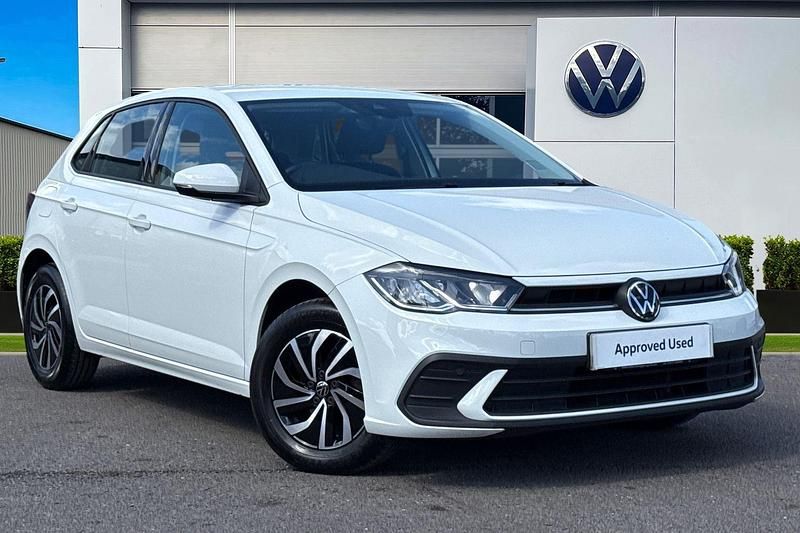 Used VW Polo Life 95 HP (69 kW) 2022 White Hatchback