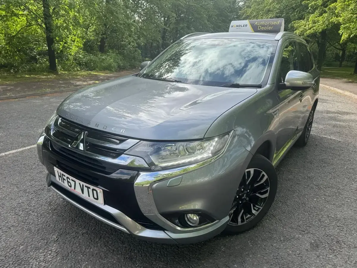 Used Mitsubishi Outlander P-HEV 2017 Grey Estate