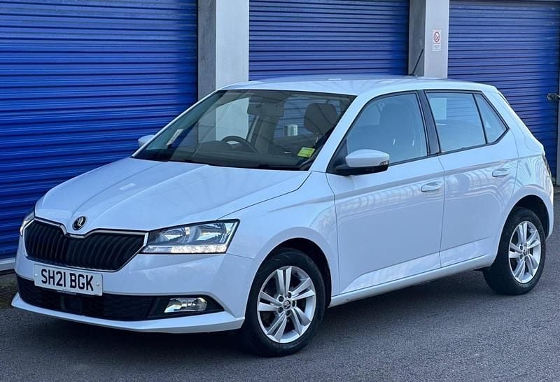 Used Skoda Fabia SE 95 HP (69 kW) 2021 White Hatchback