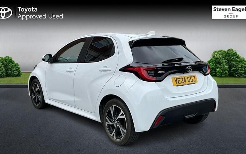 Used Toyota Yaris Hybrid Design 116 HP (85 kW) 2026 Hatchback