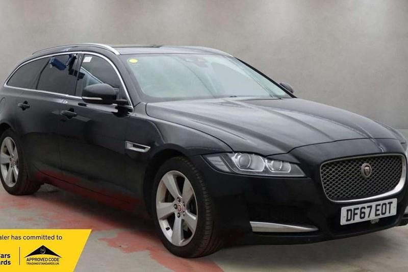 Used Jaguar XF Sportbrake Portfolio 180 HP (132 kW) 2018 Estate