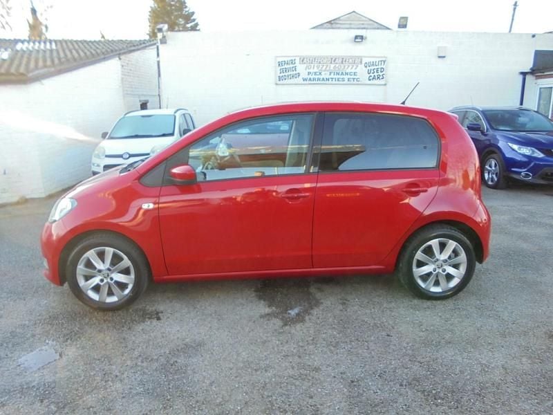 Used Skoda Citigo SE L 75 HP (55 kW) 2017 Red Hatchback