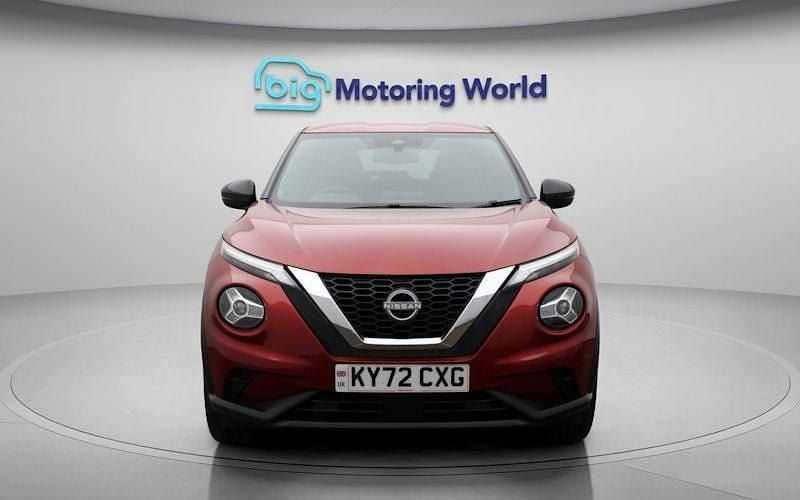 Used Nissan Juke N-Connecta 114 HP (83 kW) 2023 Red SUV