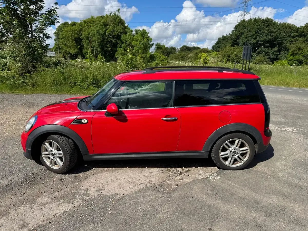 Used Mini One Clubman 2013 Red Estate