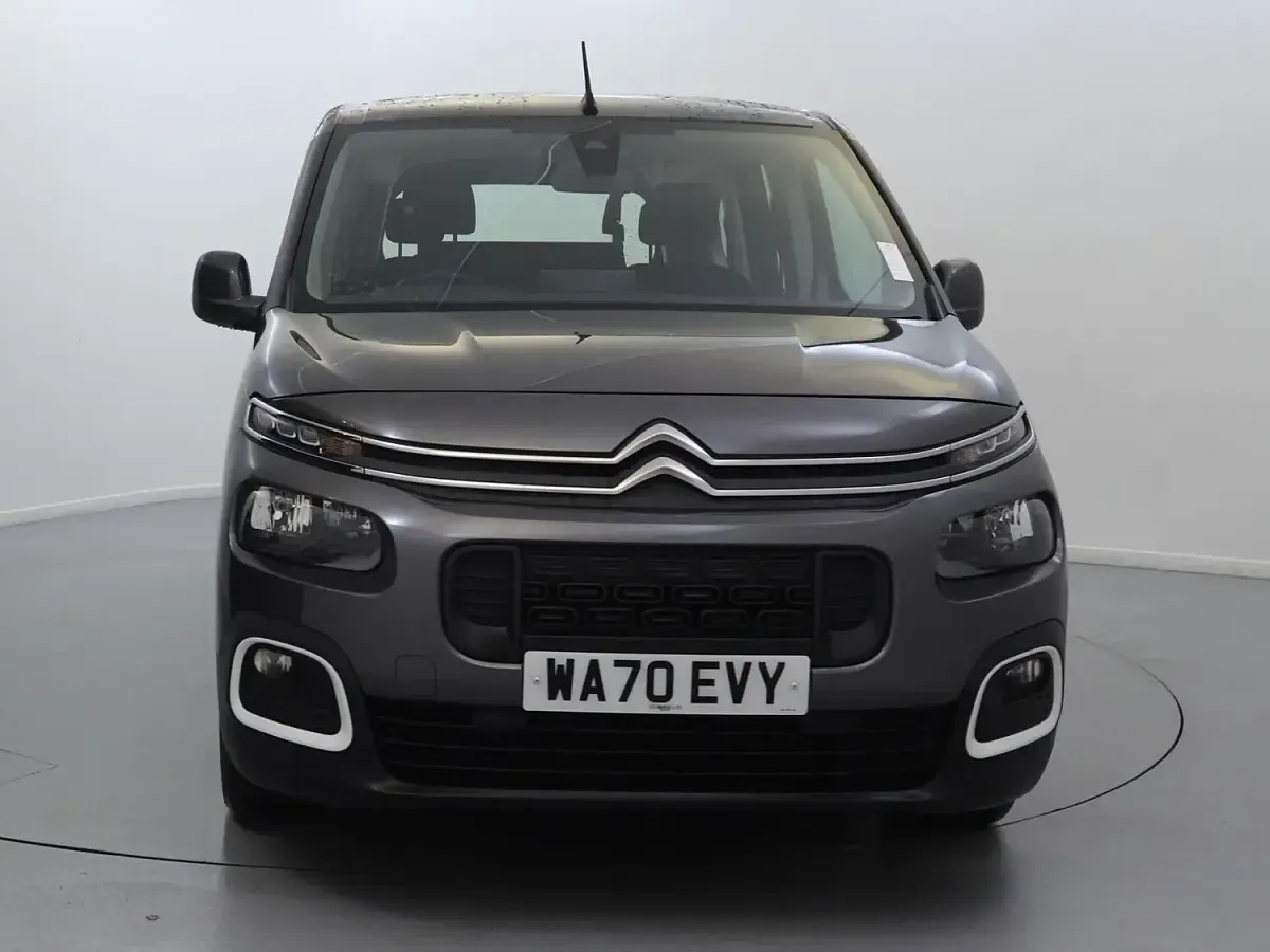 Used Citroën Berlingo Flair 130 HP (95 kW) 2020 Grey MPV
