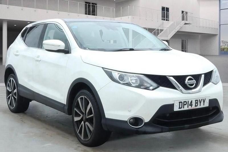 White Used 2014 Nissan Qashqai Acenta Premium SUV | £3,990 (Fair price) - Image 1/1
