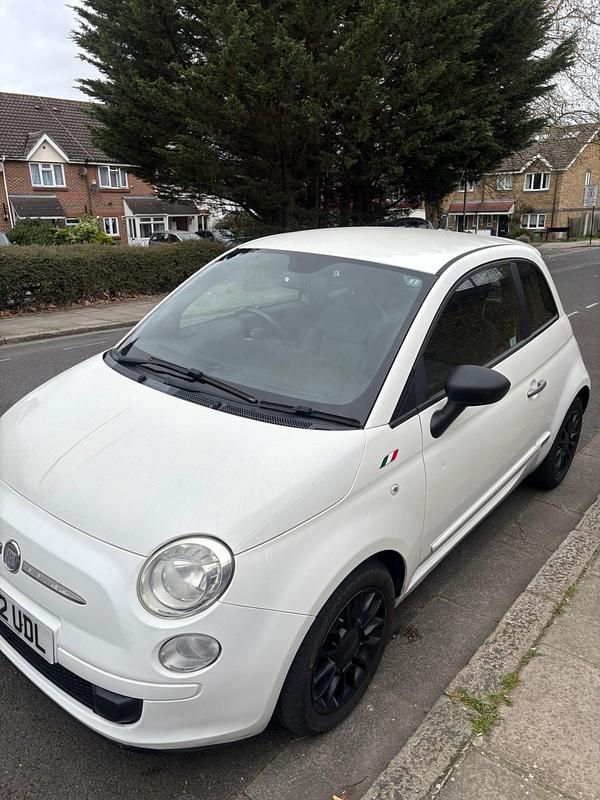 Used Fiat 500 85 HP (62 kW) 2012 White Hatchback
