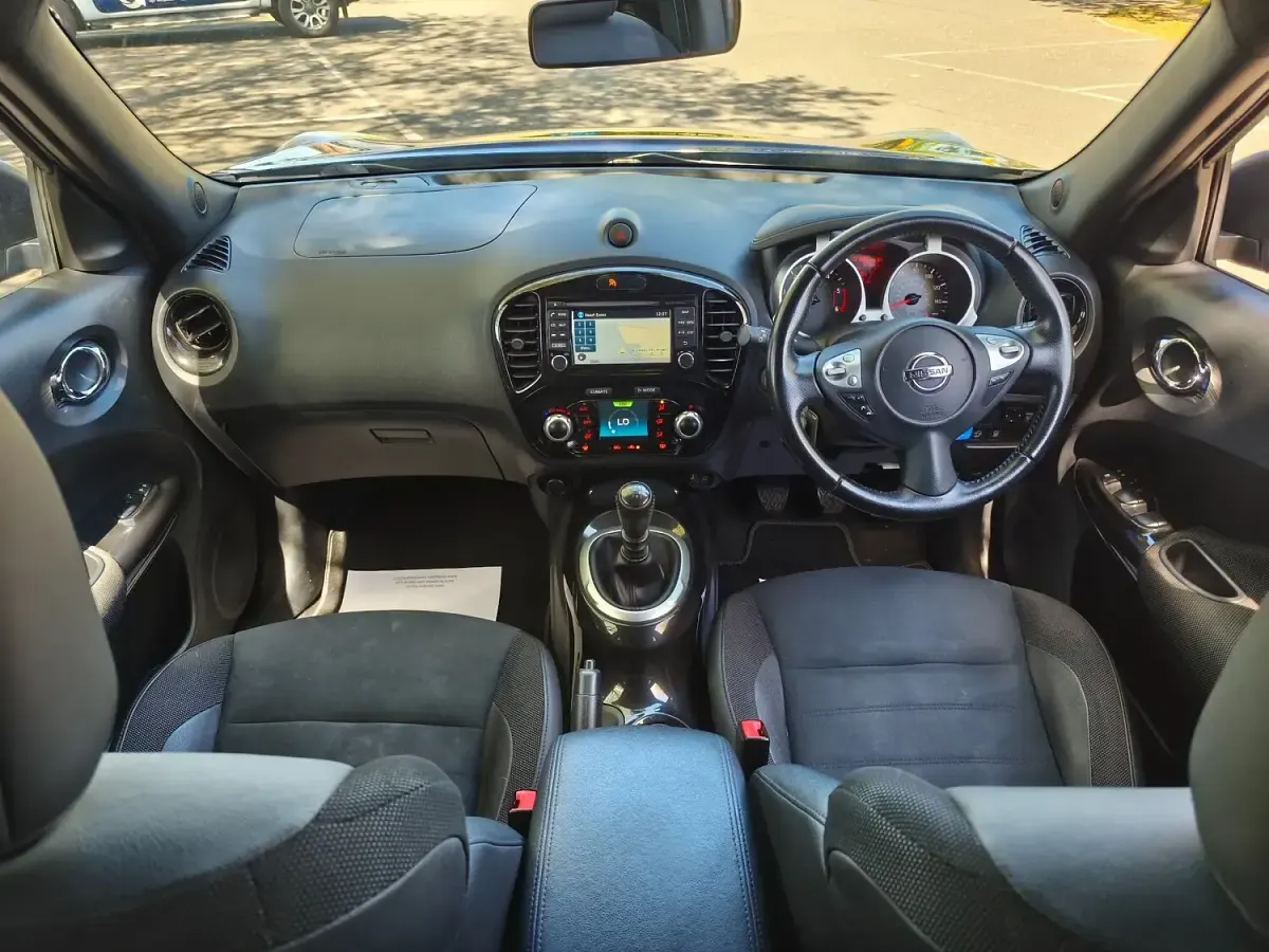 Used Nissan Juke N-Connecta 110 HP (80 kW) 2017 Blue SUV