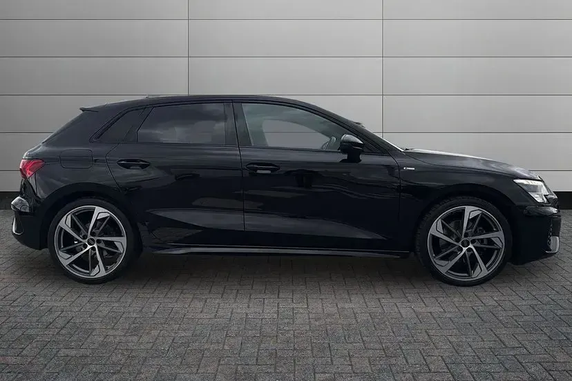Used Audi A3 Comfort 150 HP (110 kW) 2023 Black Sedan