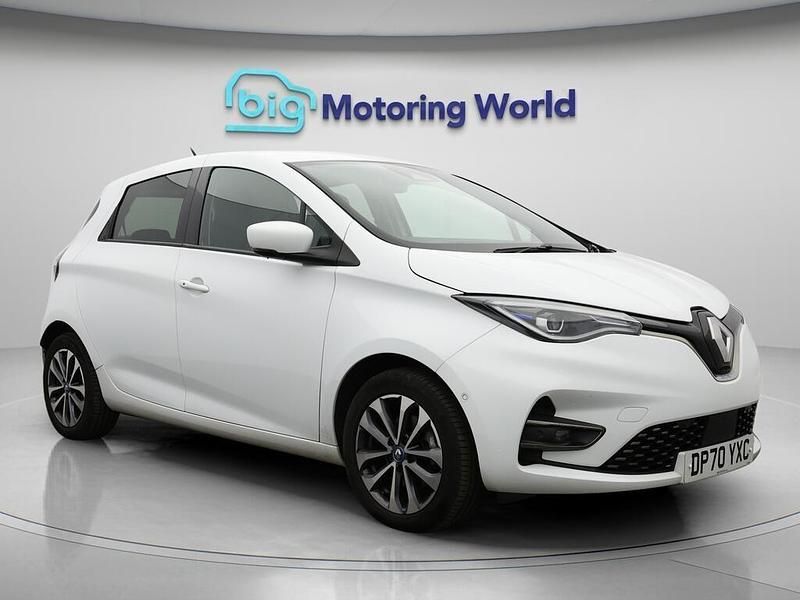 White Used 2020 Renault Zoe GT-Line Hatchback | £8,800 (Fair price) - Image 1/4