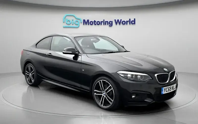 Gebraucht BMW 220 M Sport 190 PS (139 kW) 2019 Schwarz Coupé