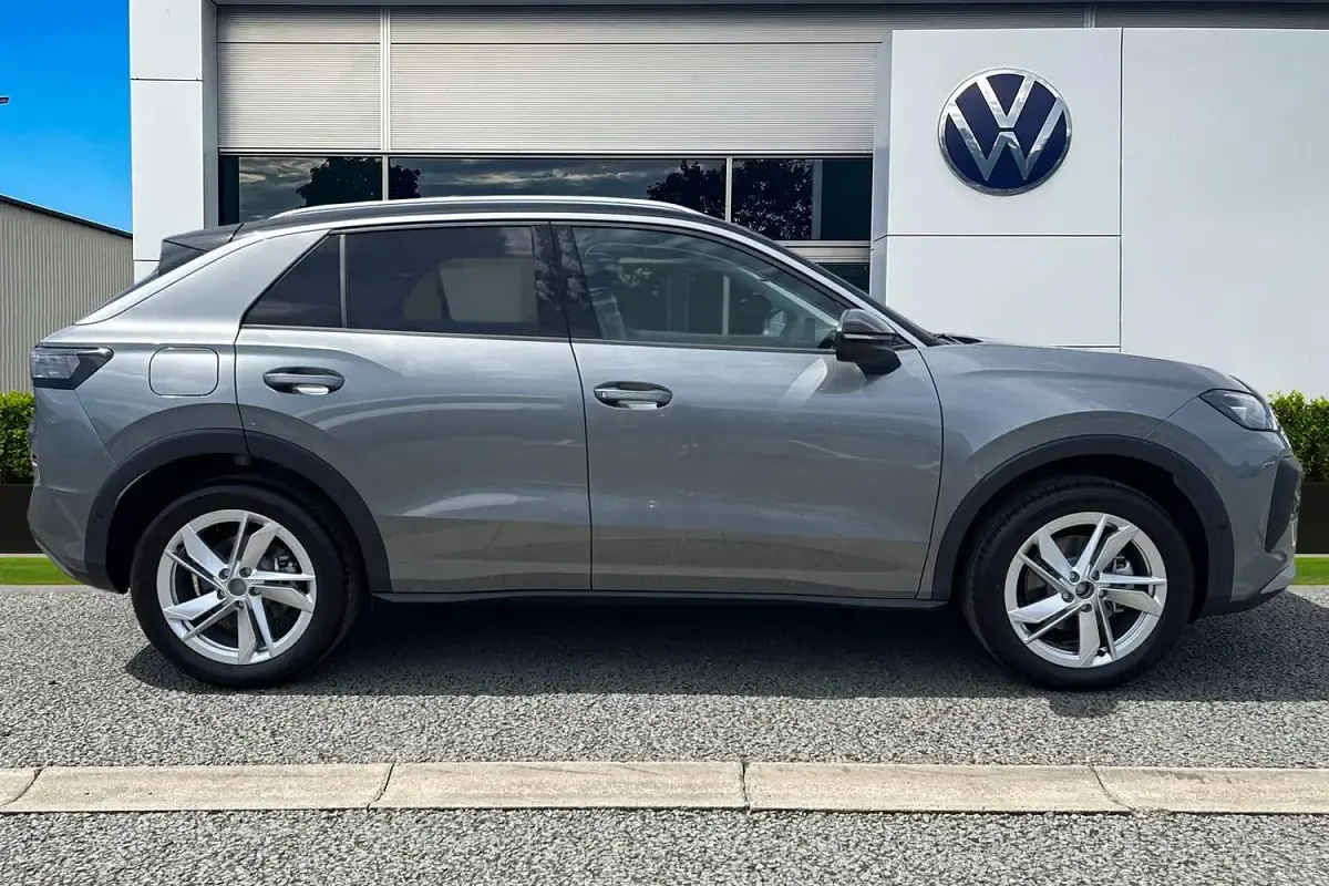New VW T-Roc Style 150 HP (110 kW) 2026 Grey SUV