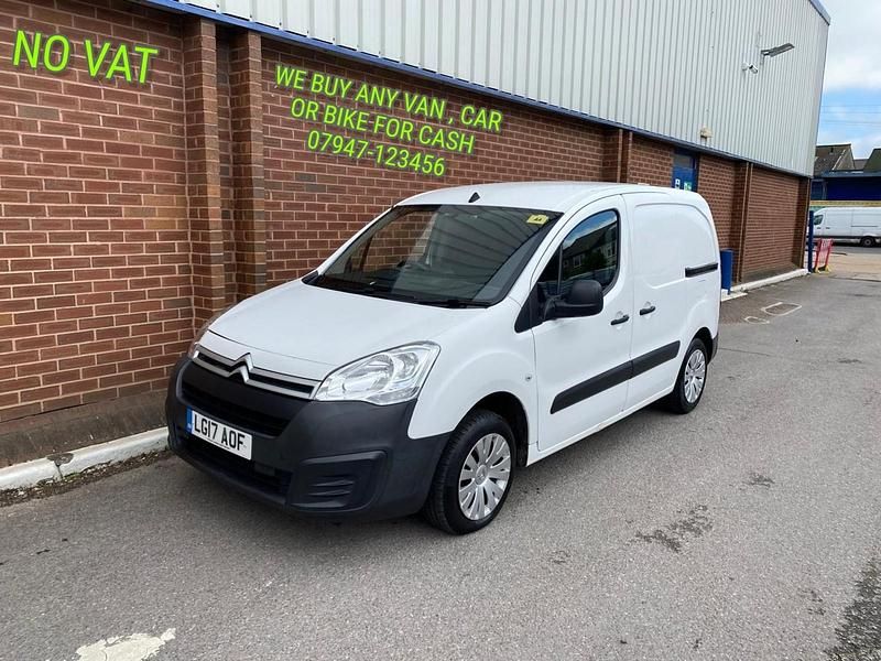 White Used 2017 Citroën Berlingo MPV | £5,495 (Fair price) - Image 1/4