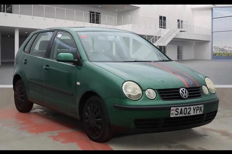 Used VW Polo SE 75 HP (55 kW) 2002 Green Hatchback