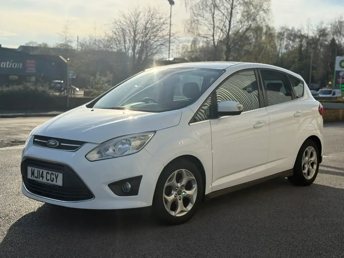 Used Ford C-MAX Zetec 2014 White MPV