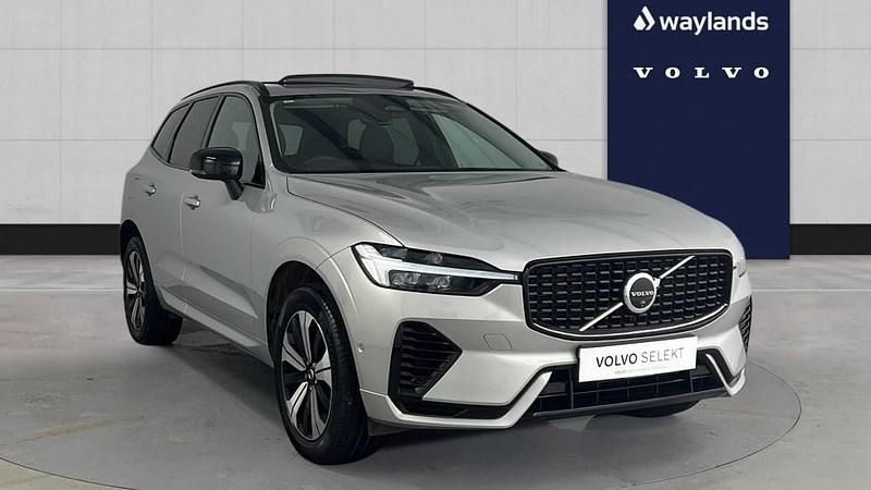 Silver Used 2025 Volvo XC60 Plus SUV | £41,500 (Expensive) - Image 1/4
