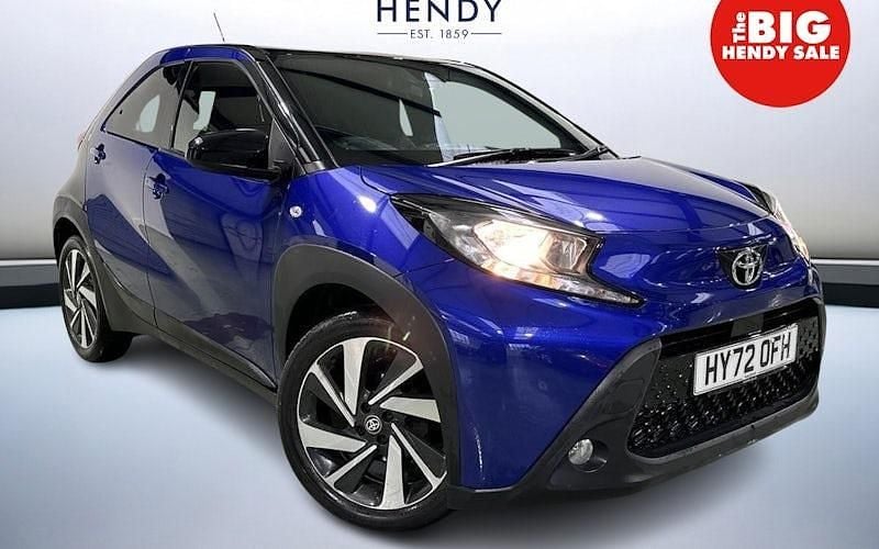 Used 2025 Toyota Aygo X SUV | £12,399 (Super price) - Image 1/4