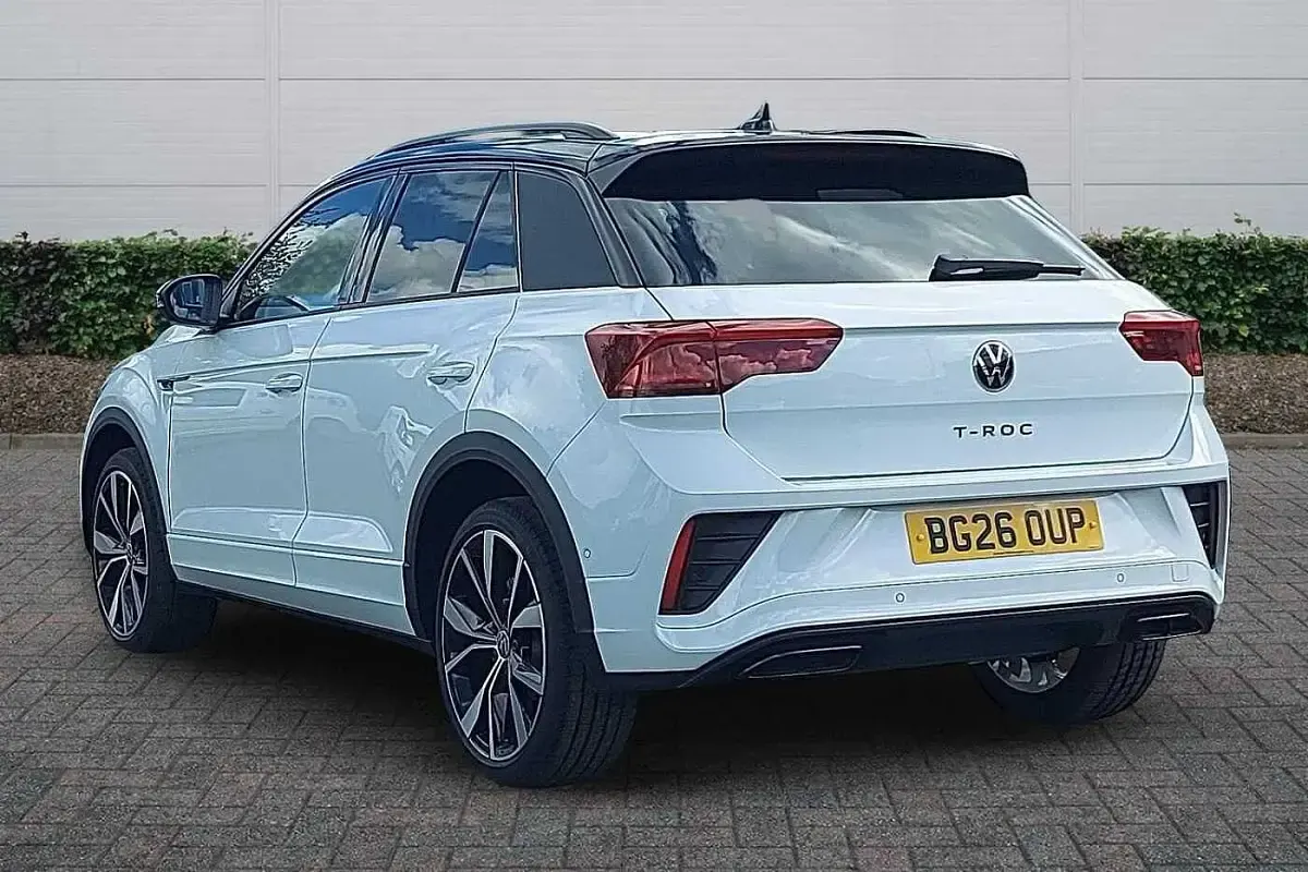 New VW T-Roc Black Edition 150 HP (110 kW) 2026 Pure white/black roof SUV