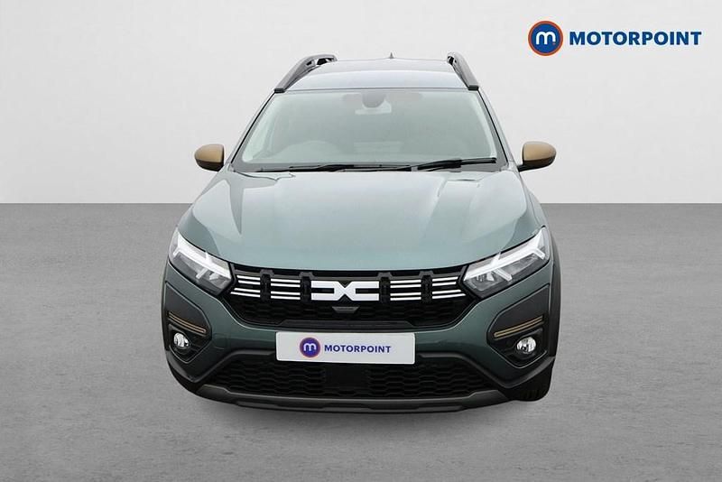 Used Dacia Jogger Extreme 141 HP (103 kW) 2024 Green MPV