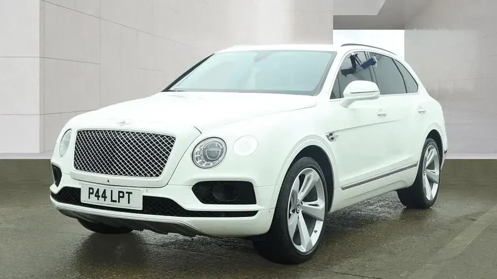 Used Bentley Bentayga 2018 White SUV