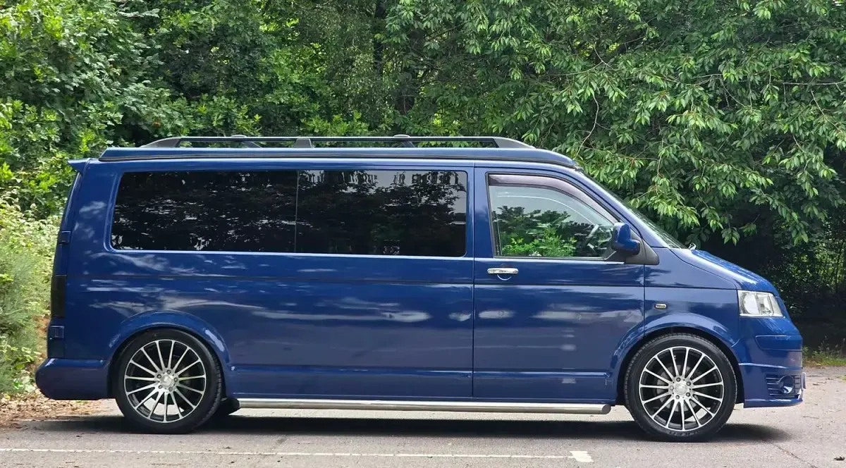 Used VW T5 130 HP (95 kW) 2006 Blue Van