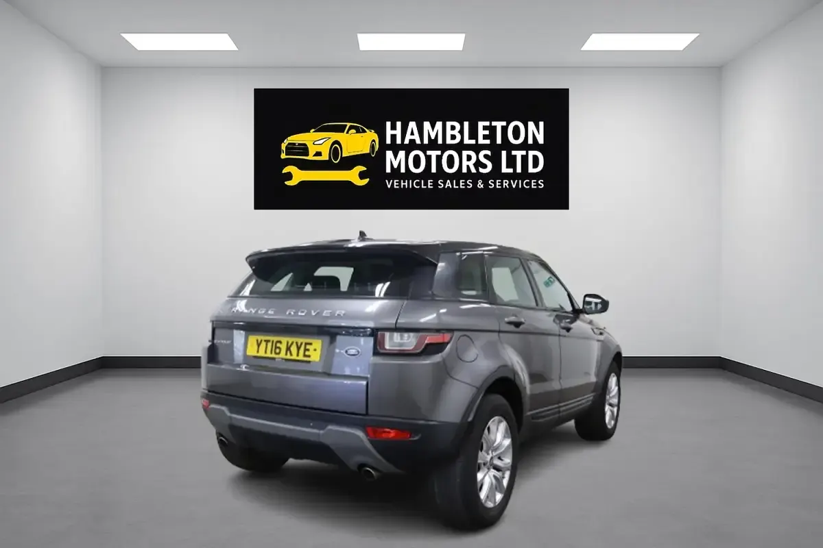 Used Land Rover Range Rover evoque SE 180 HP (132 kW) 2016 Grey Estate
