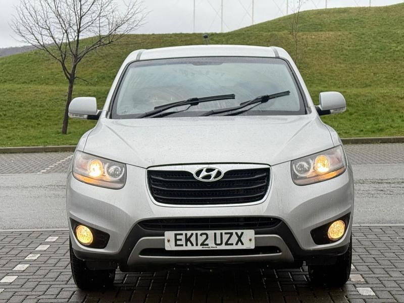 Used Hyundai Santa Fe Style 194 HP (142 kW) 2012 Silver SUV