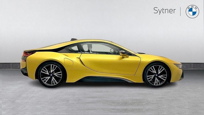 Used BMW i8 Comfort Edition 362 HP (266 kW) 2018 Yellow Coupe