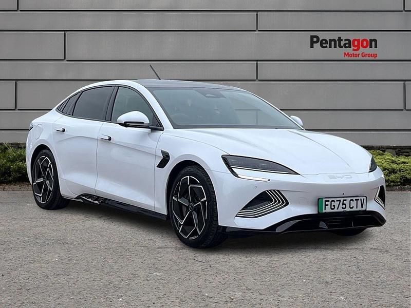 Polar white Used 2025 BYD Seal Sedan | £32,995 (Good price) - Image 1/4