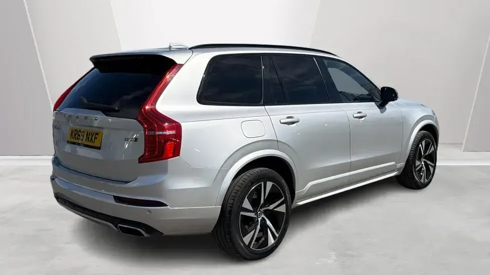 Used Volvo XC90 R-Design 232 HP (170 kW) 2019 Silver SUV