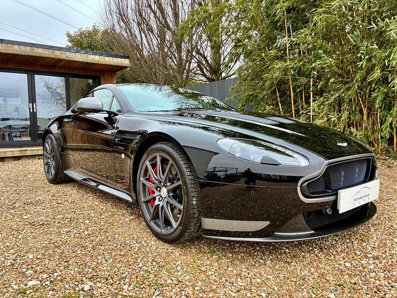 Used Aston Martin Vantage 2016 Black Coupe