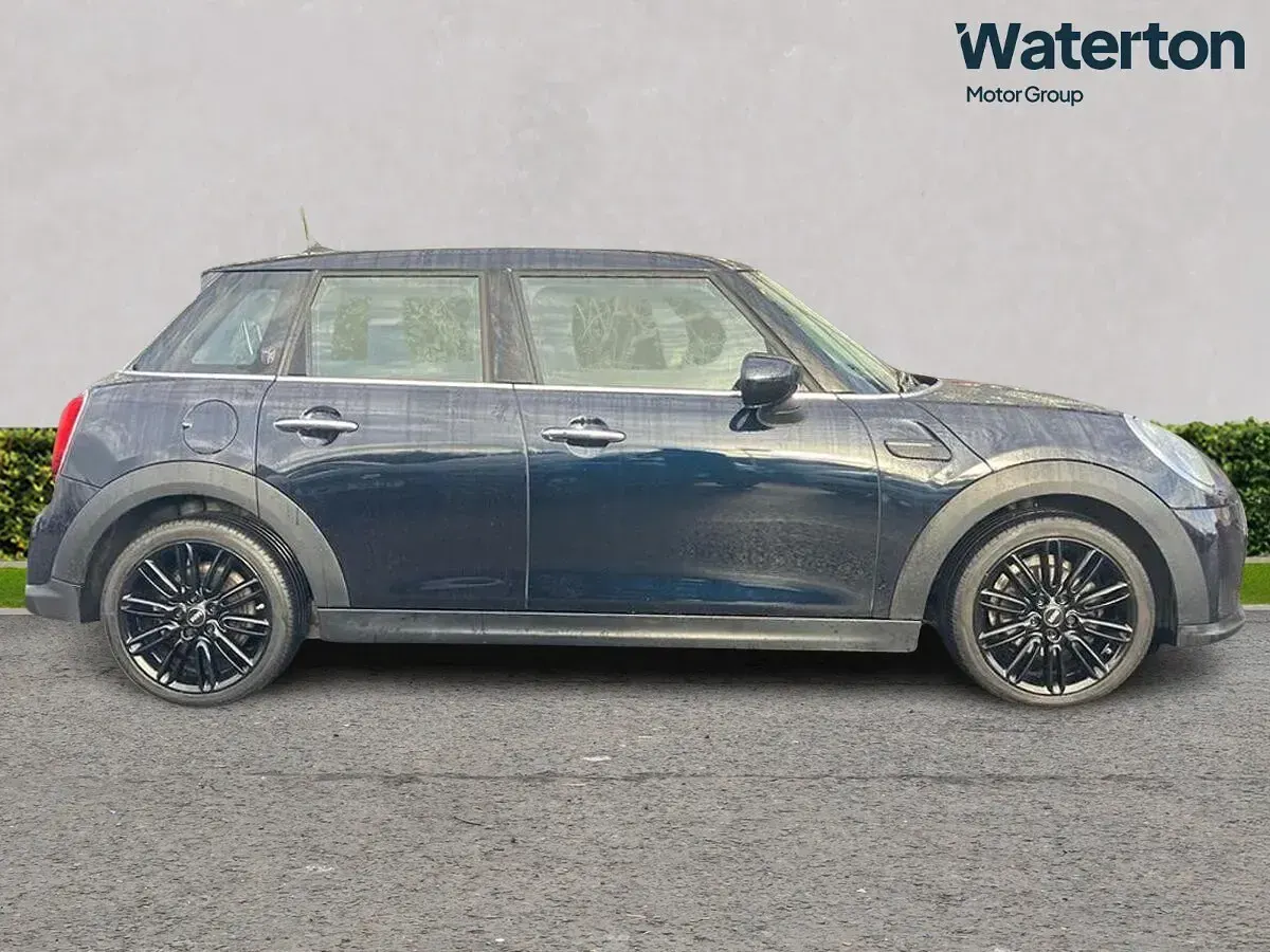 Used Mini Cooper Exclusive 2022 Blue/black Hatchback