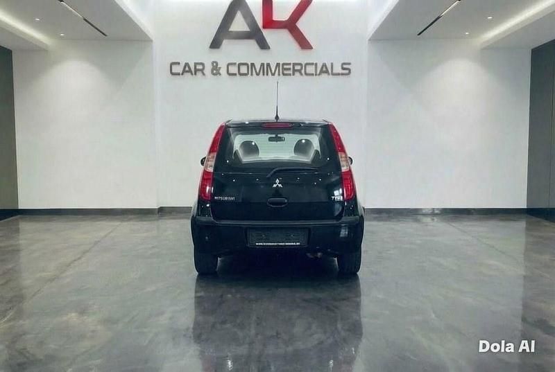 Usado Mitsubishi Colt 2009 Preto Citadino
