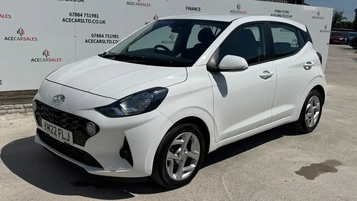 Used Hyundai i10 SE 2022 White Hatchback
