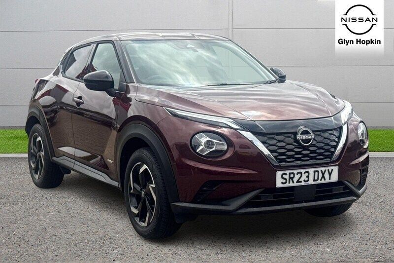 Red Used 2023 Nissan Juke N-Connecta SUV | £18,047 (Fair price) - Image 1/4