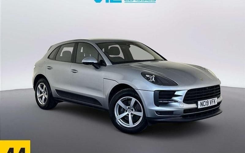 Used Porsche Macan 245 HP (180 kW) 2019 Silver SUV