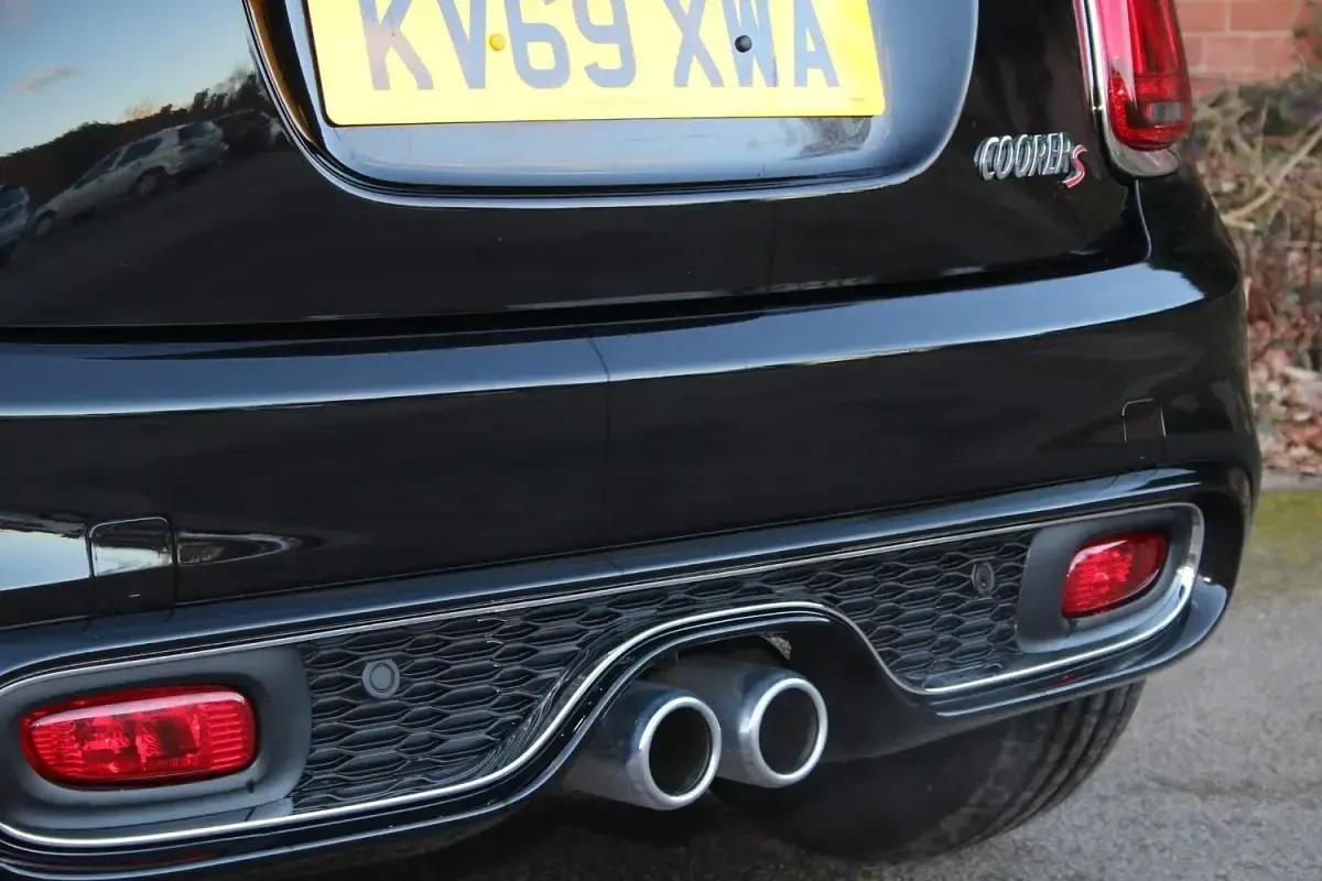 Used Mini Cooper S Exclusive 2019 Black Hatchback