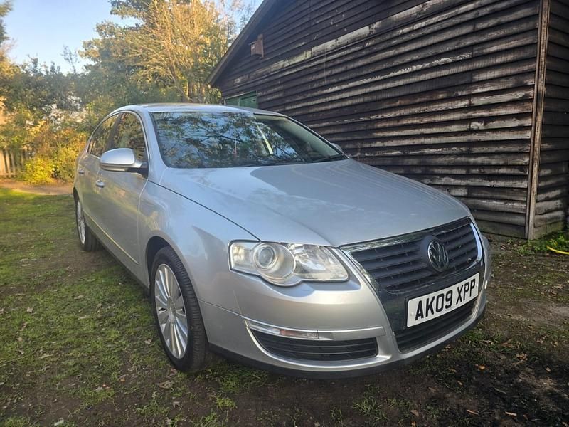 Silver Used 2009 VW Passat Highline Sedan | £1,595 (Super price) - Image 1/4