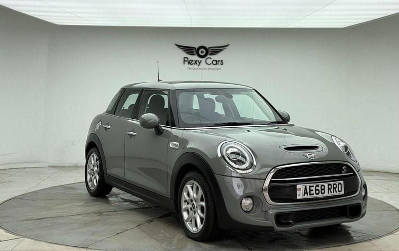Grey Used 2018 Mini Cooper S Hatch Hatchback | £10,189 (Good price) - Image 1/4