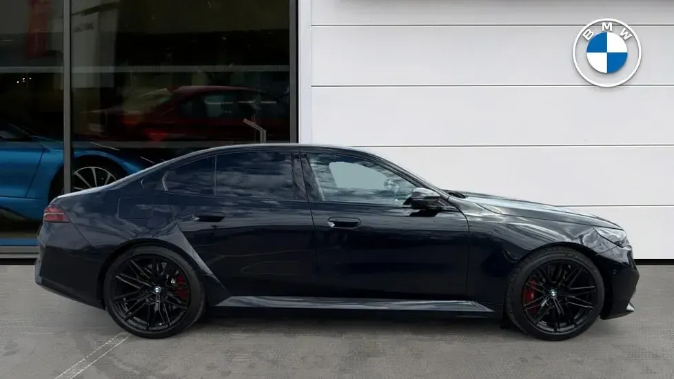 Used BMW M5 Comfort Edition 717 HP (527 kW) 2026 Black