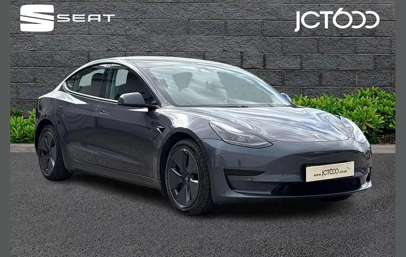 Grey Used 2022 Tesla Model 3 Standard Range Sedan | £15,350 (A bit pricey) - Image 1/4