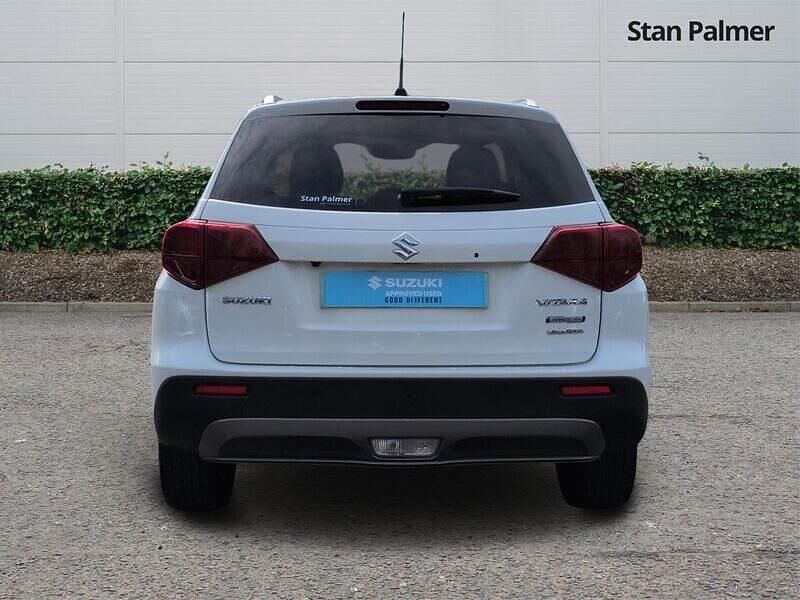 Second-hand Suzuki Vitara SZ5 129 CP (94 kW) 2020 Alb SUV
